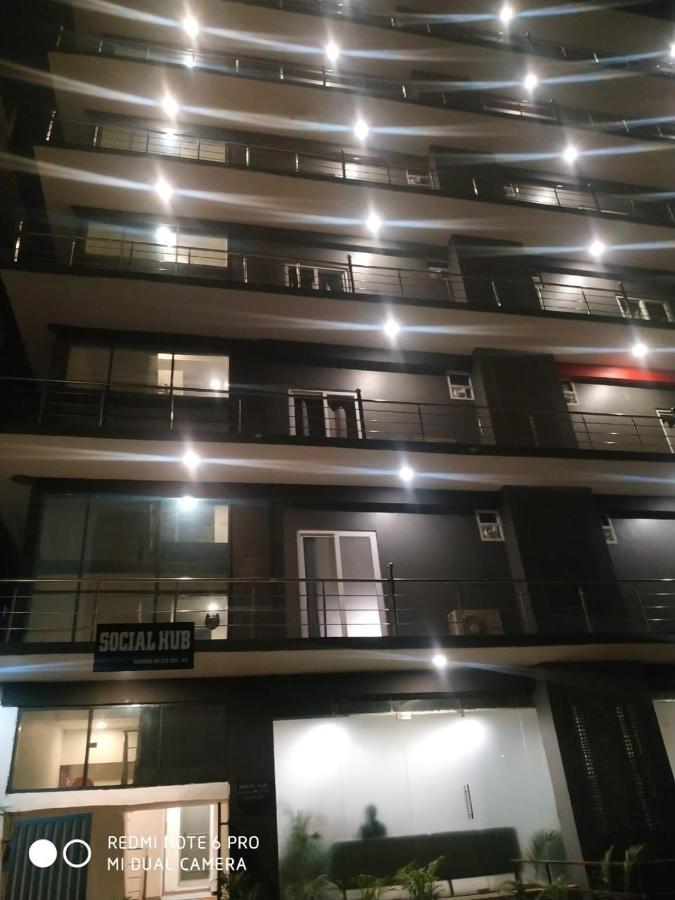 Hotel Aarkay Palace Badarpur Kültér fotó