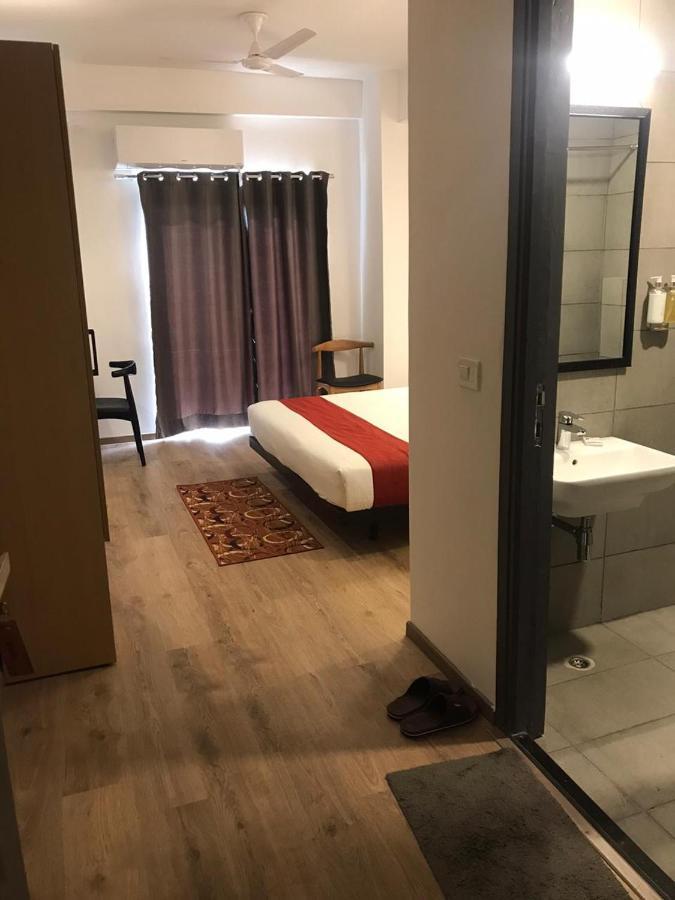 Hotel Aarkay Palace Badarpur Kültér fotó